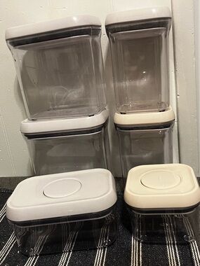Oxo Clear Food Storage Containers with White and Cream Lids - Set of 6